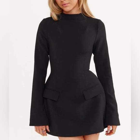 ODD MUSE THE ULTIMATE MUSE SPLIT SLEEVE MINI
DRESS - BLACK - Picture 3 of 13
